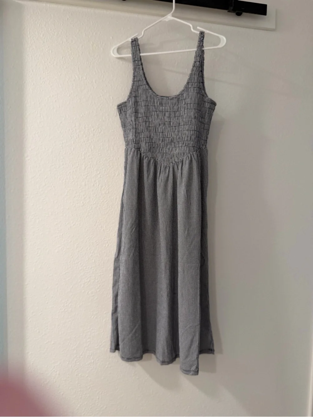 Old Navy Black and White Gingham Smocked Dress - Picture 1 of 3